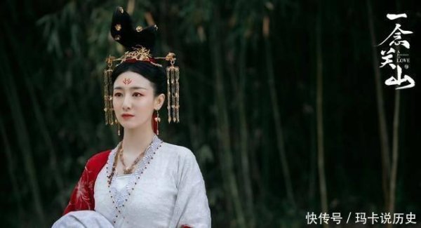体育游戏app平台听从皇后的提倡出门查证-开云「中国」kaiyun网页版登录入口